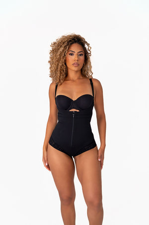 Model wearing women's shapewear croset tummy control in black